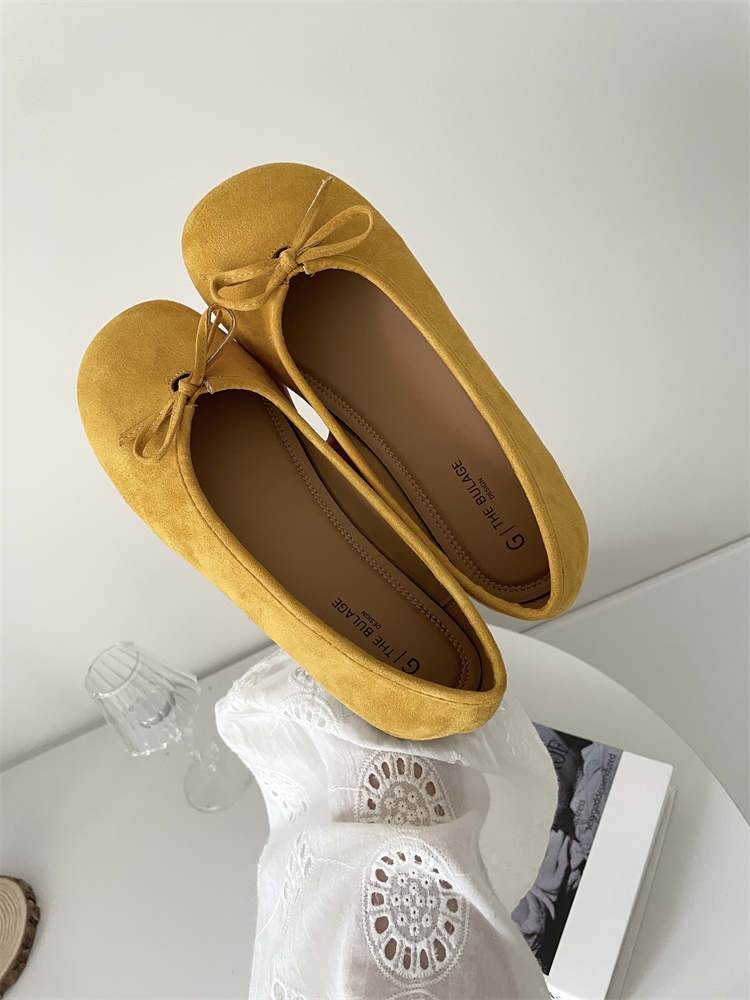 2025 New Korean Style Flat Velvet Round Toe Shallow Mouth Lazy One-Step Ballet Women's Shoes - Image 4