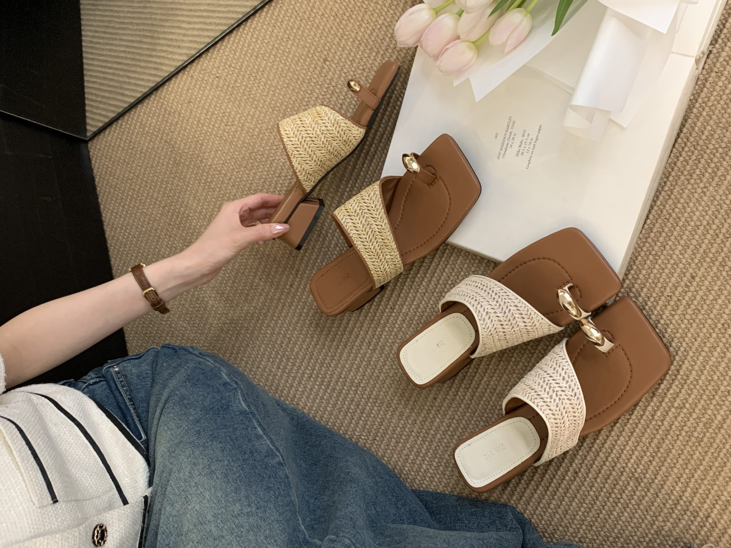 French Vacation Retro Woven Square Toe Toe-Thong Slippers for Women Summer Outdoor Boho Straw Sandals Comfortable