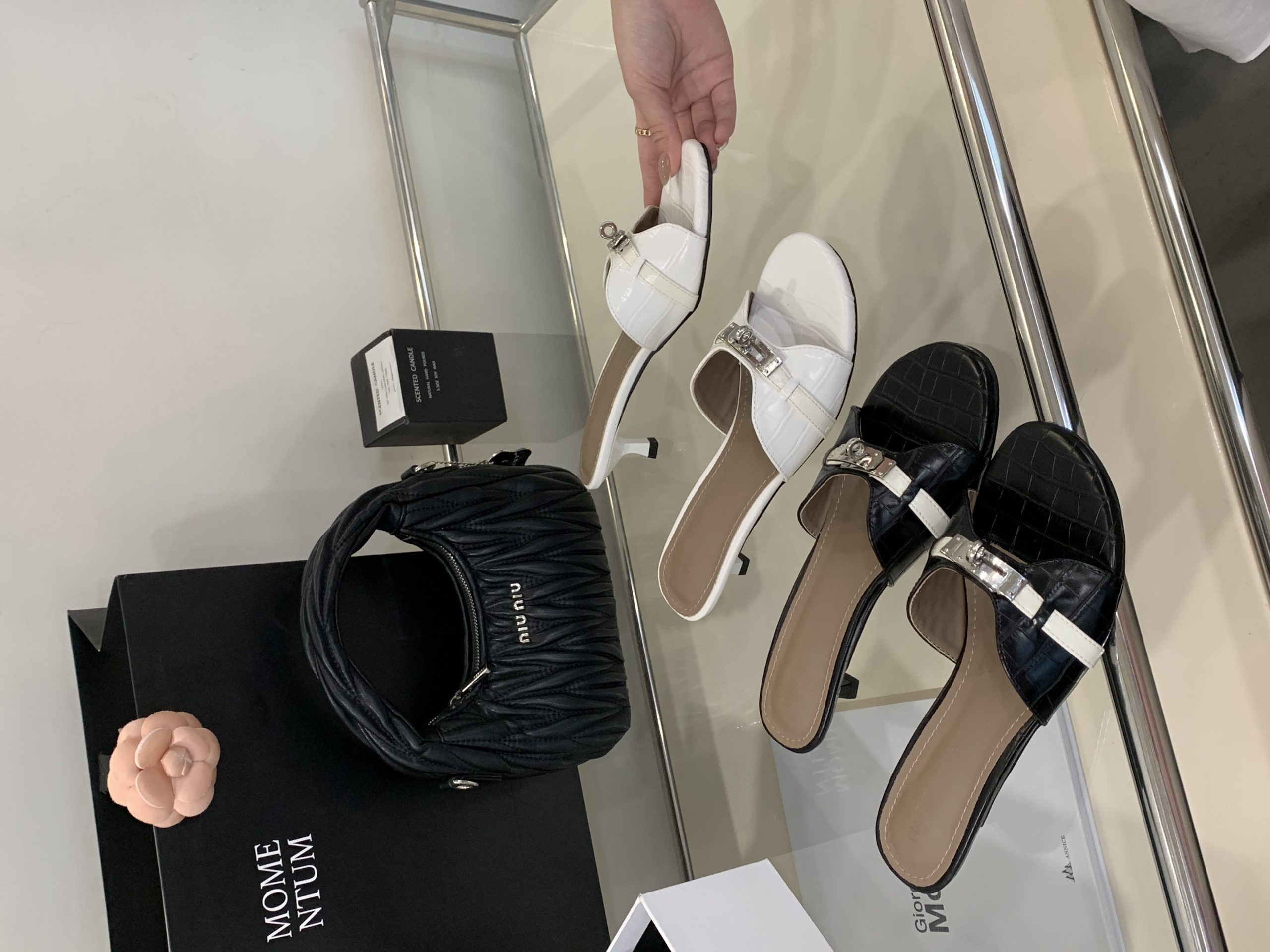 French Style Summer Slippers for Women Kitten Heel Open Toe Korean Niche Design One-Strap Lock Buckle White High-End Versatile - Image 4
