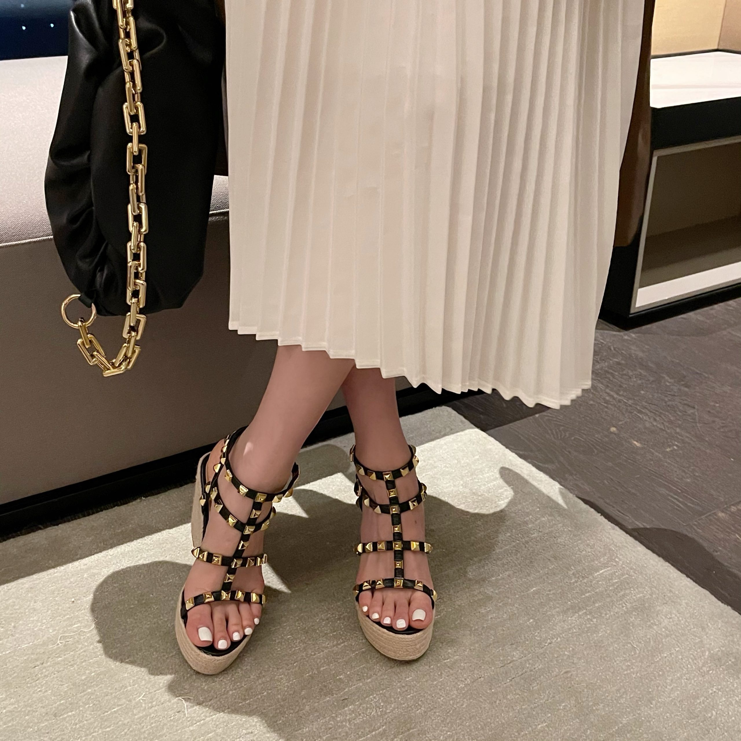Women's 10cm Rivet Woven Wedge Sandals Summer 2026 New Thick Sole Platform High Heel Roman Shoes - Image 3