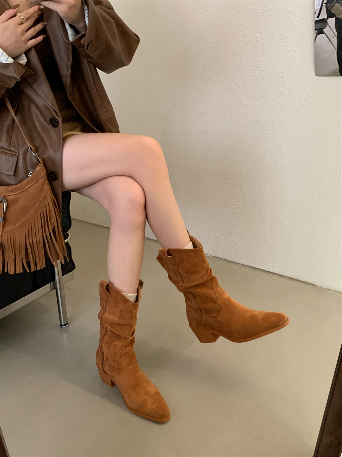Maillard Western Cowboy Boots Short Boots Women 2026 New Autumn Versatile Thick Sole British Brown Martin Boots - Image 3